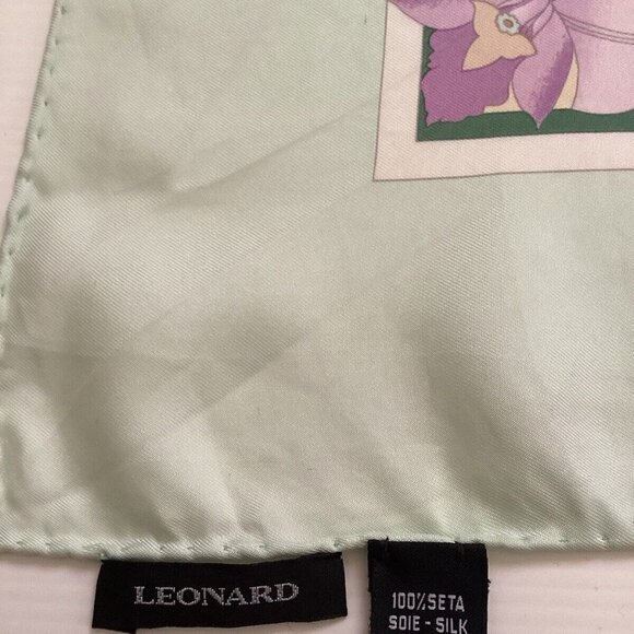 LÉONARD PARIS Purple Floral BIRD Print Scarf Silk Italy 34.5"-33.5" EX COND - Picture 8 of 11